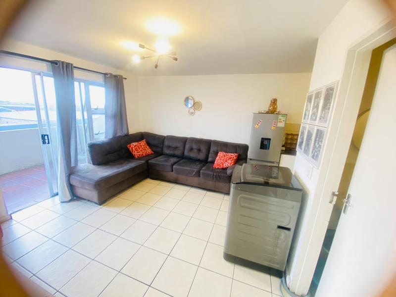 2 Bedroom Property for Sale in Kensington Western Cape